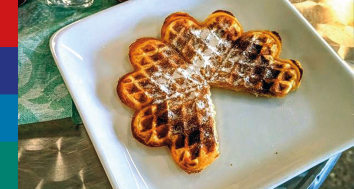 Selbstgebackene Waffel vom Weihnachtsbasar der Schülerinnen und Schüler des Vereins für Jugendhilfe Karlsruhe